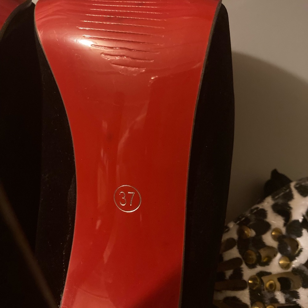 Black and animal print 5” heel with 2” platform - Picture 4 of 11